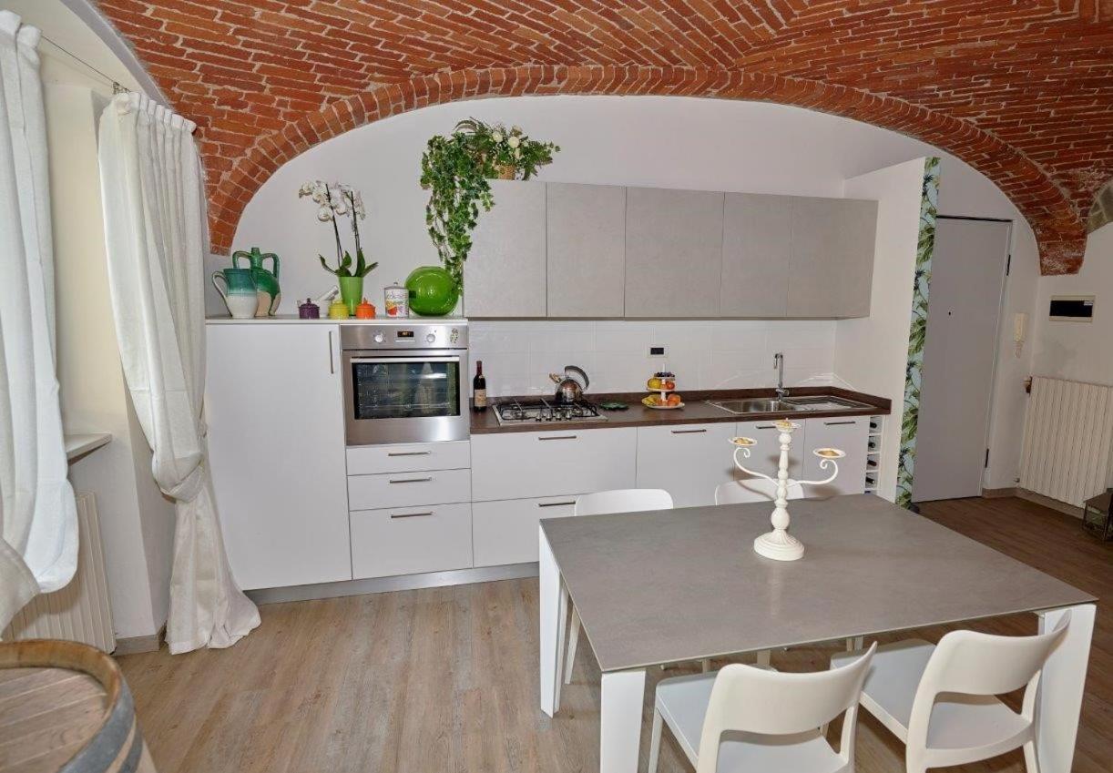 La Morra Suite Екстер'єр фото